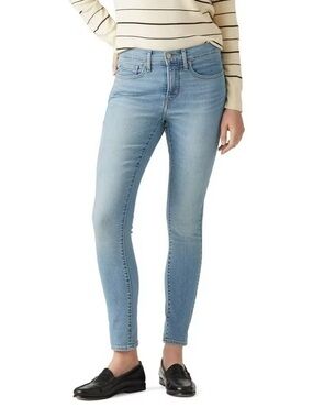 NWT Levi's Women's 311 Shaping Skinny Jean
